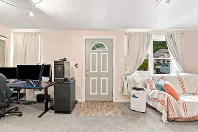 1920 Mount Joseph St, Pittsburgh, PA 15210 - Photo 5