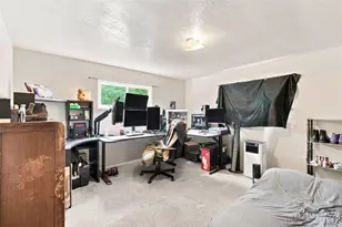 1920 Mt Joseph St, Pittsburgh, PA 15210 - Photo 25