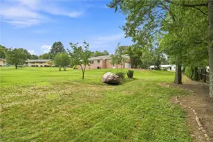 34 Lilac Dr, Shenango Township, PA 16159 - Photo 23
