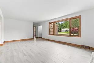 34 Lilac Dr, Shenango Township, PA 16159 - Photo 3