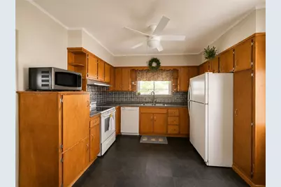 306 E Church Ave, Masontown, PA 15461 - Photo 9