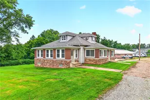 1365 Mt Pleasant Rd, Hempfield Township, PA 15601 - Photo 9