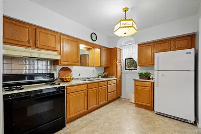 6611 Library Rd, South Park, PA 15129 - Photo 7