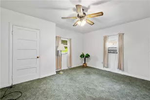 6611 Library Rd, South Park, PA 15129 - Photo 11