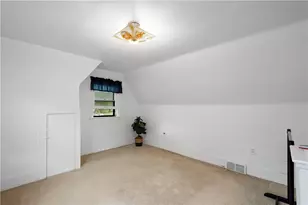6611 Library Rd, South Park, PA 15129 - Photo 17