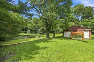 1221 Oakleaf Dr, Pittsburgh, PA 15207 - Photo 27