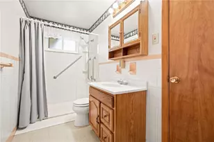106 Oak Hill Dr, Middlesex Township, PA 16059 - Photo 25