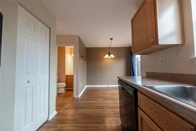 222 Castle Creek Dr, Seven Fields Boro, PA 16046 - Photo 7