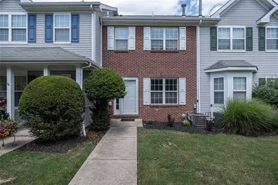 222 Castle Creek Dr, Seven Fields Boro, PA 16046 - Photo 1