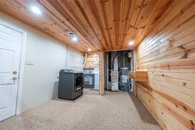 222 Castle Creek Dr, Seven Fields Boro, PA 16046 - Photo 17