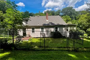 144 Calvert Ln, Wayne Township, PA 16101 - Photo 21