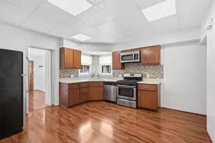 4400 Davison St, Pittsburgh, PA 15201 - Photo 9
