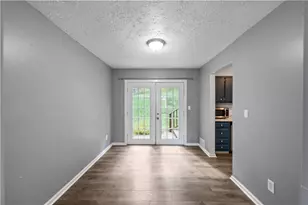 1 Fawcett Cir, Coraopolis, PA 15108 - Photo 7