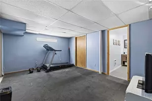 1241 Oakglen St, Pittsburgh, PA 15204 - Photo 25