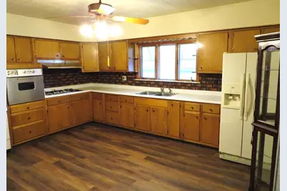 1707 Lenz Ave, Ambridge, PA 15003 - Photo 5