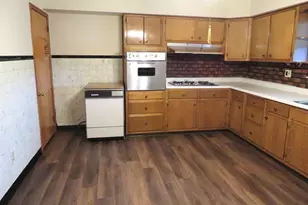 1707 Lenz Ave, Ambridge, PA 15003 - Photo 7