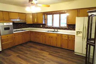 1707 Lenz Ave, Ambridge, PA 15003 - Photo 5