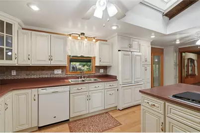 107 Jeanine Ct., Trafford, PA 15085 - Photo 5