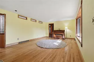 107 Jeanine Ct, Trafford, PA 15085 - Photo 3