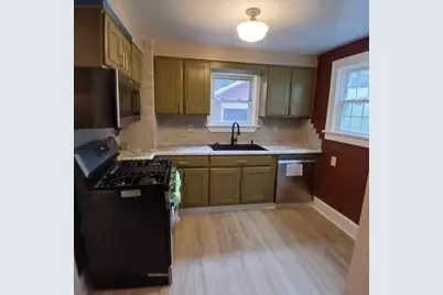 110 W Garfield Ave, New Castle, PA 16105 - Photo 7