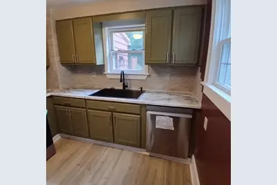 110 W Garfield Ave, New Castle, PA 16105 - Photo 9