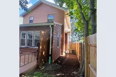 110 W Garfield Ave, New Castle, PA 16105 - Photo 3