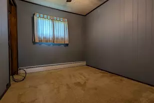 421 New Castle, Butler, PA 16001 - Photo 25