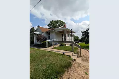 421 New Castle, Twp of But NW, PA 16001 - Photo 1