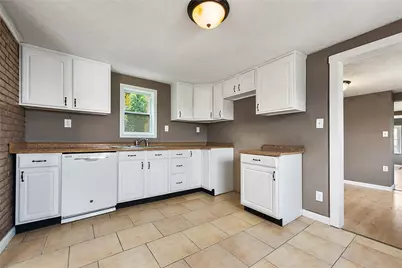 509 Division Avenue, Ellwood City, PA 16117 - Photo 11