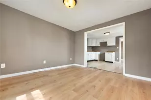 509 Division Ave, Ellwood City, PA 16117 - Photo 13