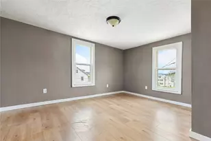 509 Division Ave, Ellwood City, PA 16117 - Photo 15