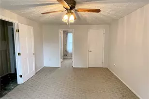 435 Fruitwood Dr, Bethel Park, PA 15102 - Photo 27