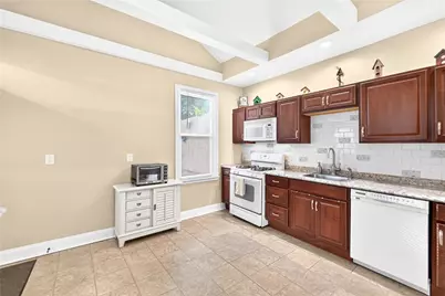 85 Beltzhoover Ave, Pittsburgh, PA 15210 - Photo 13
