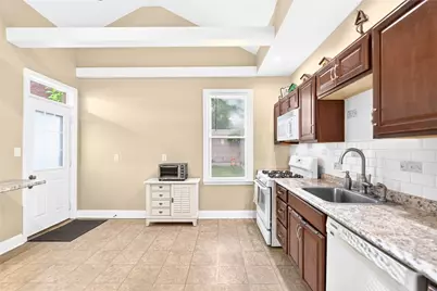 85 Beltzhoover Ave, Pittsburgh, PA 15210 - Photo 11