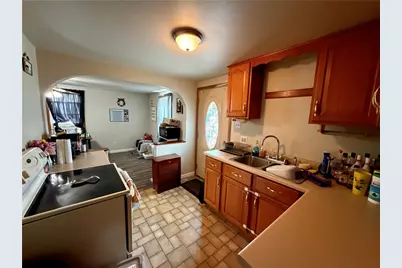 204 1/2 Longfellow Street, Vandergrift, PA 15690 - Photo 7