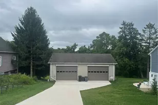 1611 Guffey Rd, North Huntingdon, PA 15642 - Photo 5