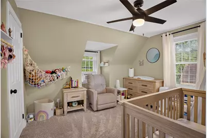 302 Lindsay Rd, Scott Township, PA 15106 - Photo 21