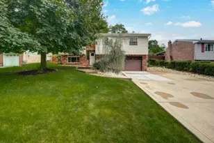 1734 O'Block Rd, Pittsburgh, PA 15239 - Photo 1
