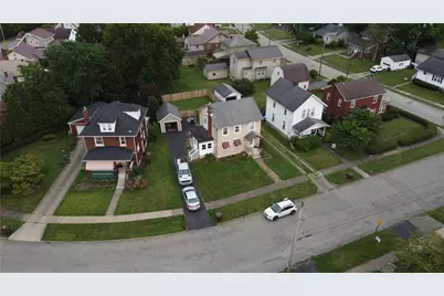 375 Wengler Ave, Sharon, PA 16146 - Photo 3