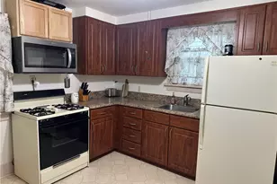375 Wengler Ave, Sharon, PA 16146 - Photo 5