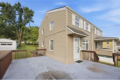 321 Cedar St, Jeannette, PA 15644 - Photo 5