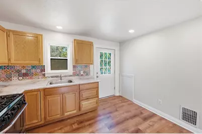 815 Saxonburg Boulevard, Clinton Township, PA 16056 - Photo 11