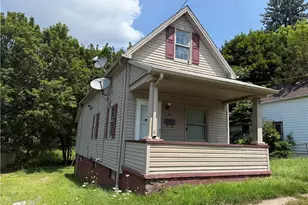431 Malleable St, Sharon, PA 16146 - Photo 3