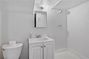 208 Tyrol Dr, Pittsburgh, PA 15227 - Photo 13