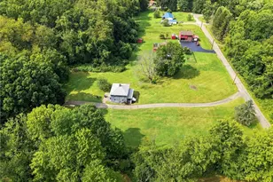 352 Mountain View Rd, Union Township, PA 16101 - Photo 21