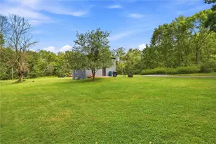 352 Mountain View Rd, Union Township, PA 16101 - Photo 17