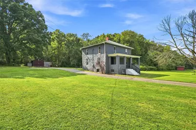352 Mountain View Rd, Union Township, PA 16101 - Photo 15
