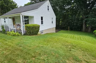 248 Center St, Chippewa Township, PA 15010 - Photo 9