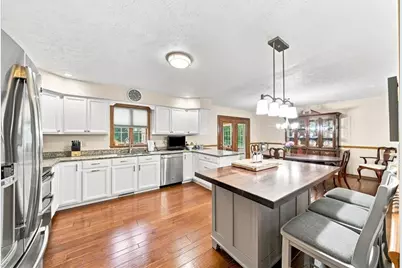 241 Catalina Dr, Neshannock Township, PA 16105 - Photo 11