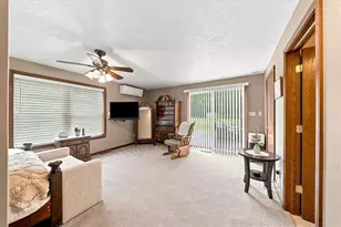 241 Catalina Dr, Neshannock Township, PA 16105 - Photo 19